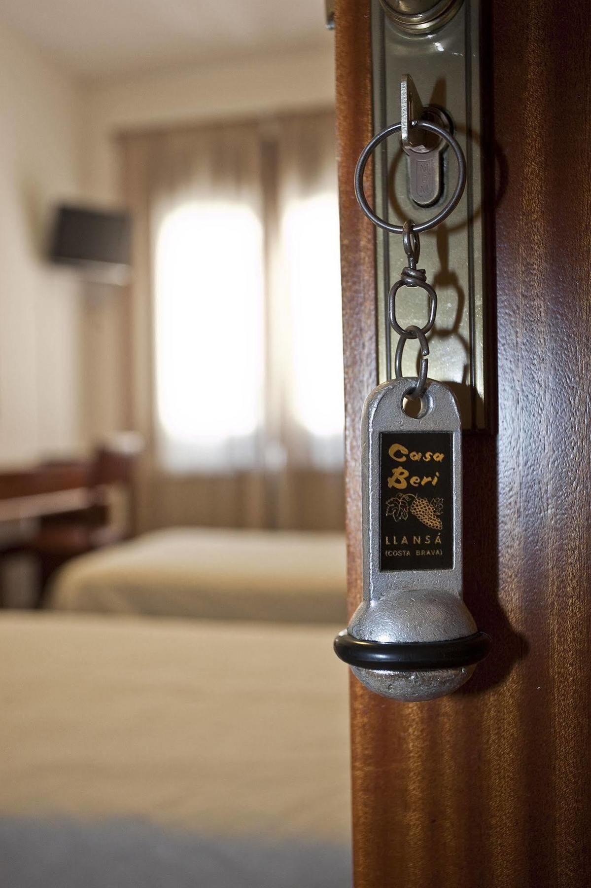 Hotel Beri Льянсса Экстерьер фото